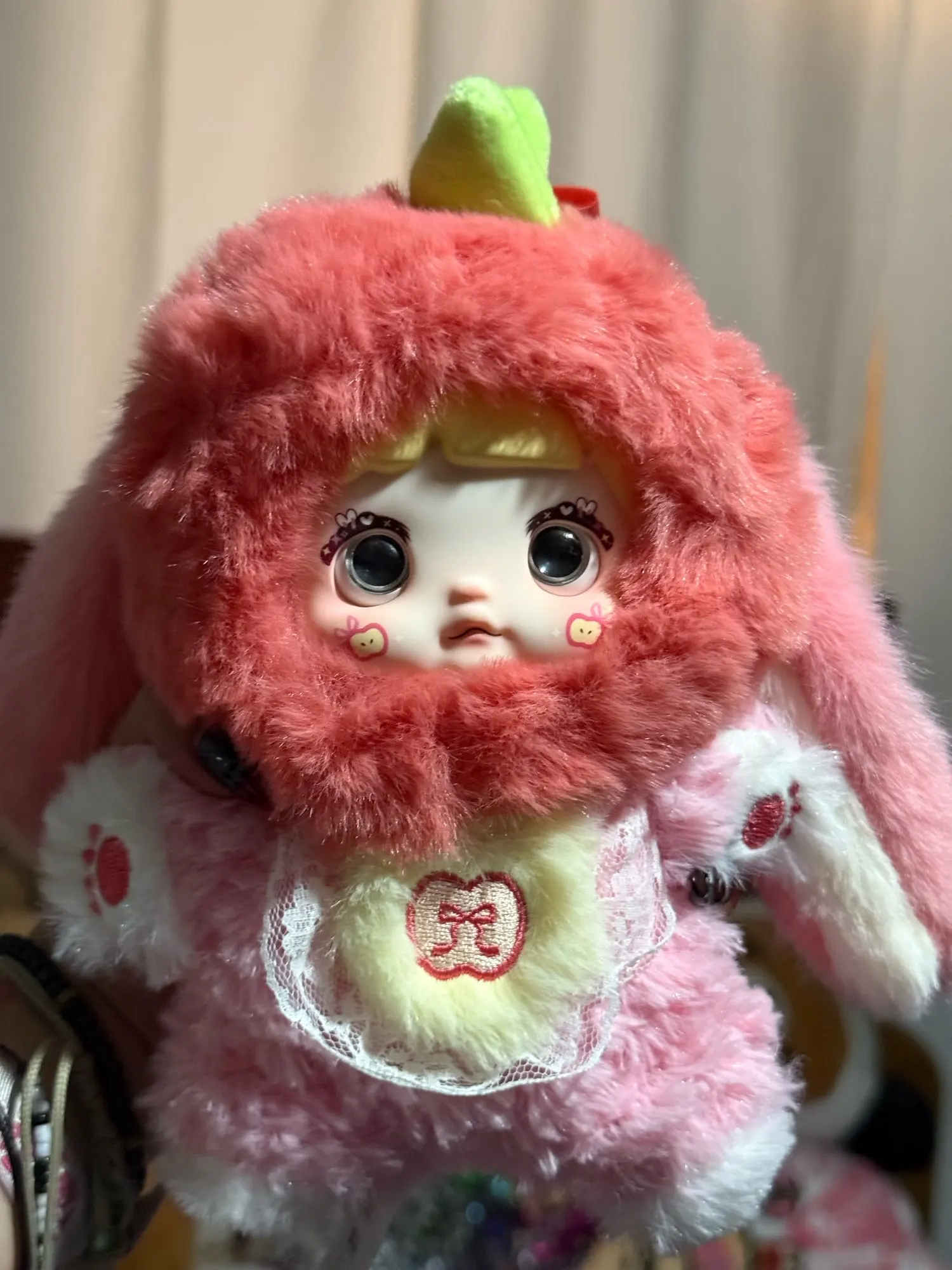 Nommi Apple Image