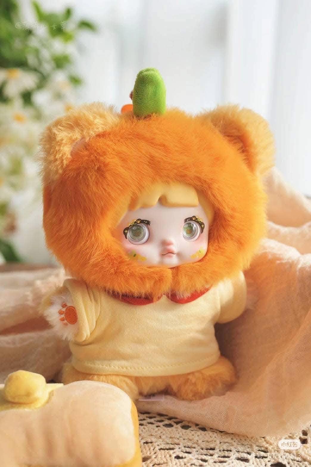 Nommi Orange Image