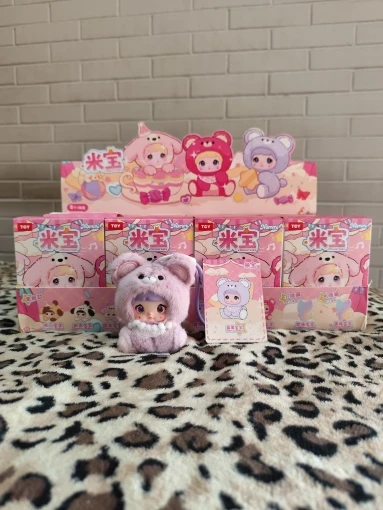 Nommi Berry Baby Image